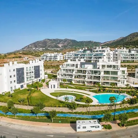 Higueronrentals Live Work Enjoy Apartman *
